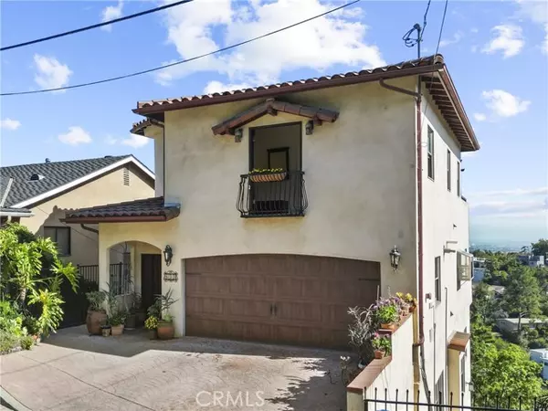 Los Angeles, CA 90065,633 Sunnyhill Drive