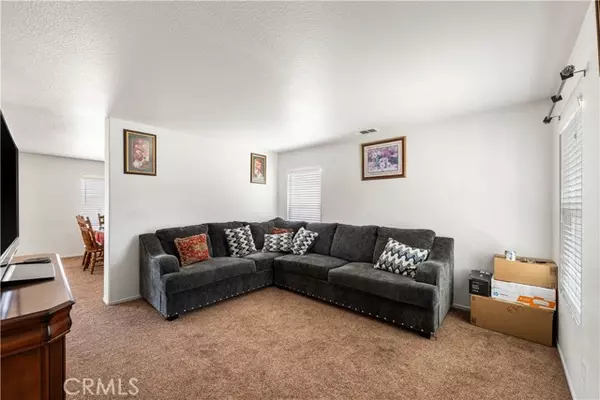 Victorville, CA 92394,16029 White Mountain Place