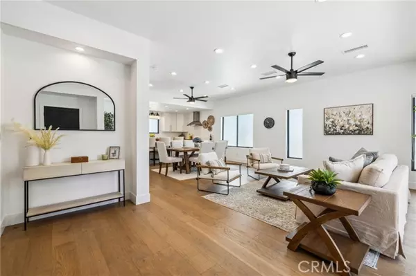 Los Angeles, CA 90028,6521 Homewood Avenue