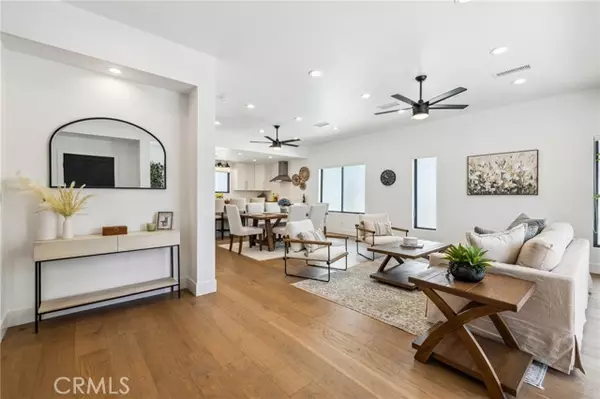 Los Angeles, CA 90028,6521 Homewood Avenue