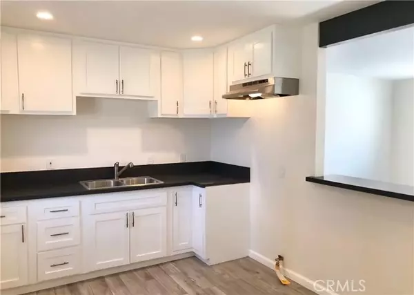 Compton, CA 90222,352 W Peach Street