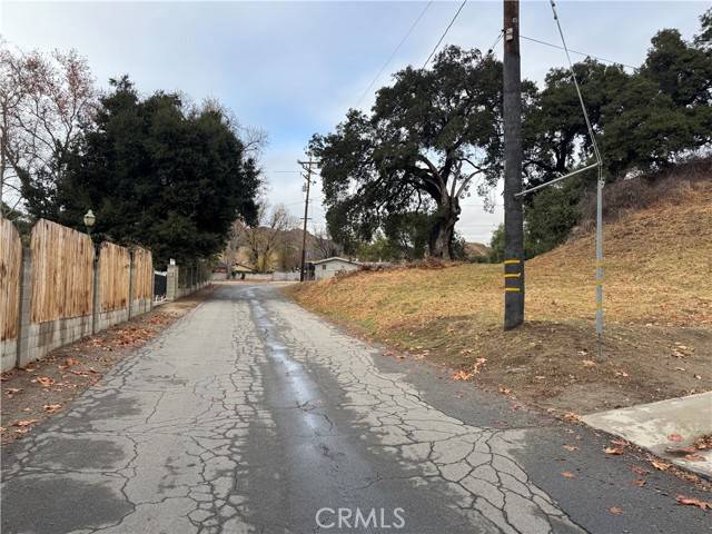 Santa Clarita, CA 91384,0 Lincoln (NO flood zone!)