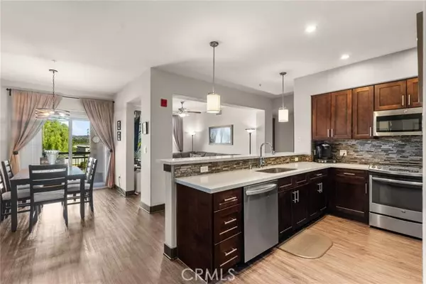 Valencia (santa Clarita), CA 91355,24585 Town Center Drive #4308