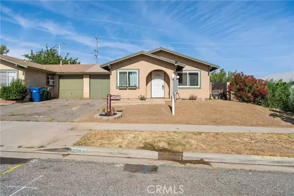 Lancaster, CA 93536,42045 Thornbush Avenue