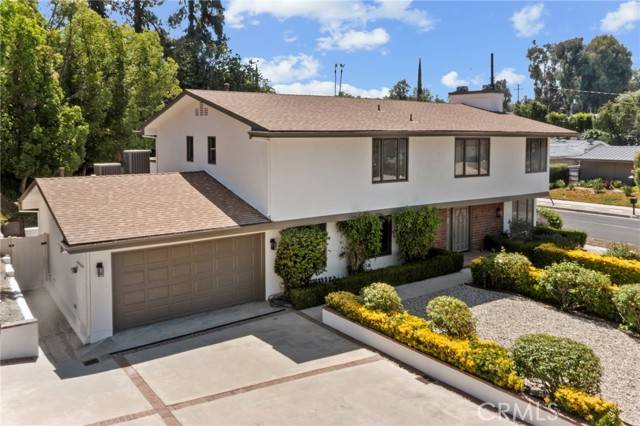 Woodland Hills (los Angeles), CA 91367,5700 Fairhaven Avenue