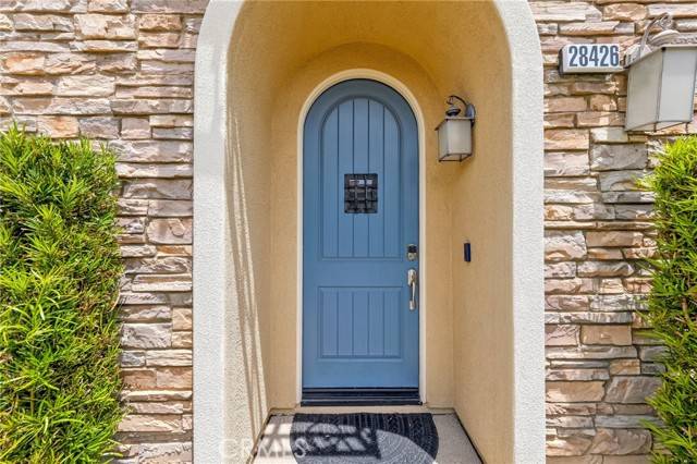 28426 Herrera Street, Valencia (santa Clarita), CA 91354