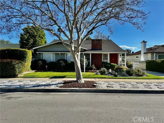 Los Angeles, CA 91406,17114 Vose Street