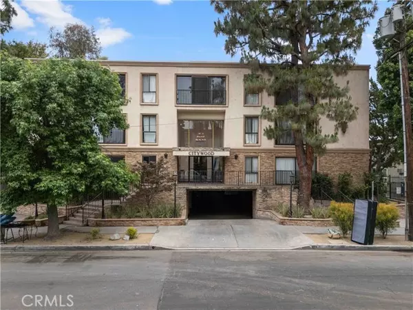 15344 Weddington Street #304, Sherman Oaks, CA 91411