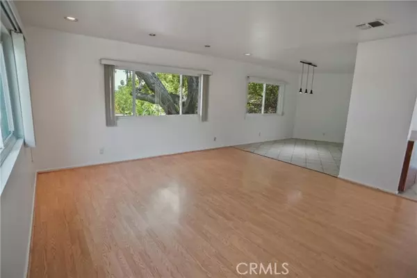 Studio City (los Angeles), CA 91604,4182 Sunswept Drive
