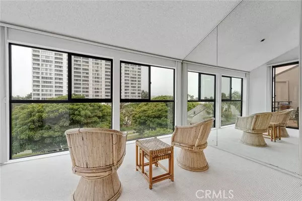 Santa Monica, CA 90405,2910 Neilson Way #503