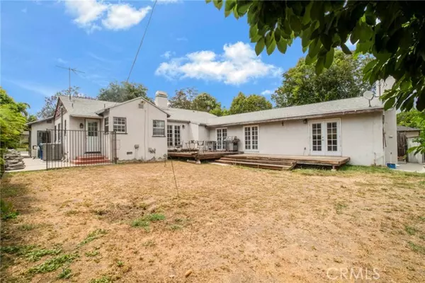 Sherman Oaks, CA 91403,4622 Burnet Avenue
