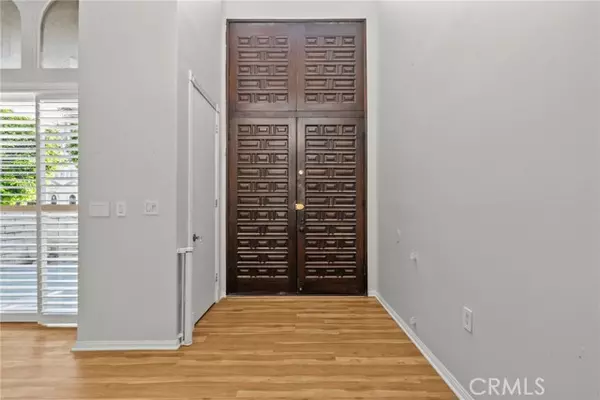 Encino (los Angeles), CA 91316,5305 White Oak Avenue #K