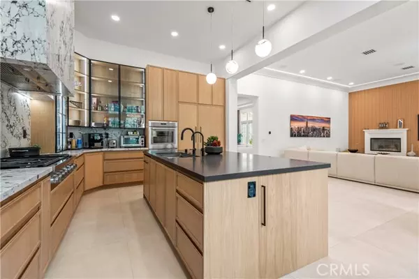 Calabasas, CA 91302,25410 PRADO DE LAS BELLOTAS