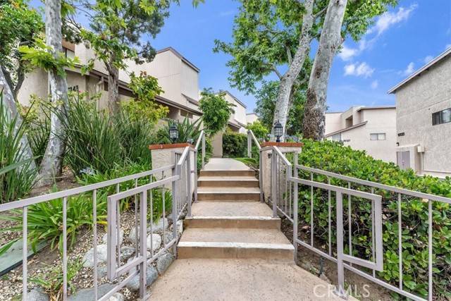 Sherman Oaks, CA 91403,15141 Magnolia Boulevard #A