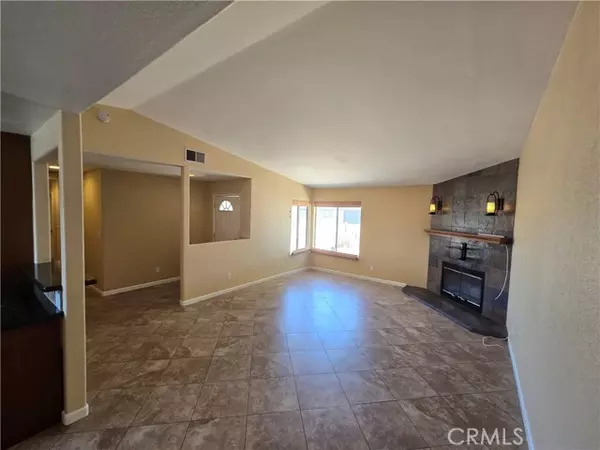 California City, CA 93505,8636 Oleander Avenue