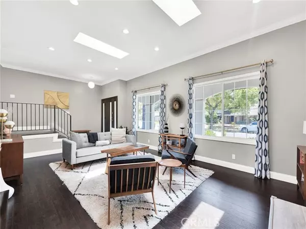 Thousand Oaks, CA 91360,183 W Sidlee Street