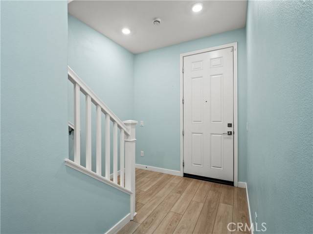 Valencia (santa Clarita), CA 91381,27148 Valley Oak Place