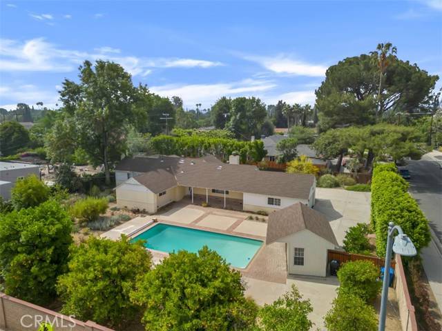 17450 Devonshire Street, Northridge (los Angeles), CA 91325