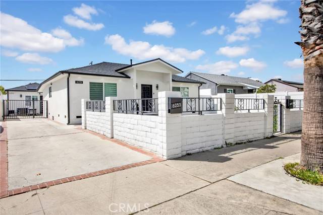 6251 Willowcrest Avenue, North Hollywood (los Angeles), CA 91606