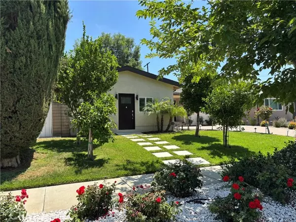 Woodland Hills (los Angeles), CA 91367,22326 Gilmore Street