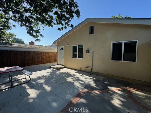 8261 Jumilla Avenue, Winnetka (los Angeles), CA 91306