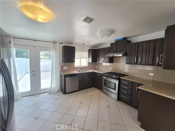Woodland Hills (los Angeles), CA 91364,21912 Celes Street