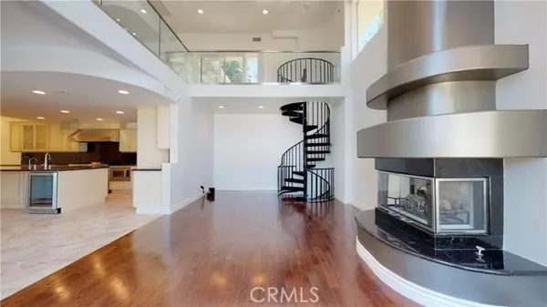 Chatsworth (los Angeles), CA 91311,22500 N Summit Ridge Circle