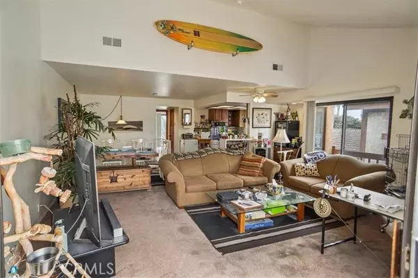 Oxnard, CA 93035,941 Dunes Street