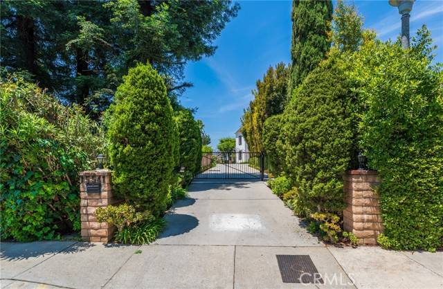 Los Angeles, CA 90077,15541 Aqua Verde Drive