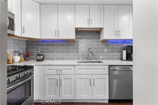 31319 The Old Road #A, Castaic, CA 91384