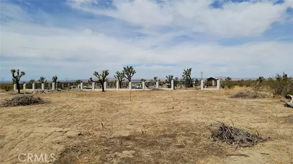 0 Pearblossom Hwy & 190th St E, Llano, CA 93544