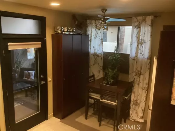 Palm Springs, CA 92264,1010 E Palm Canyon Drive #203