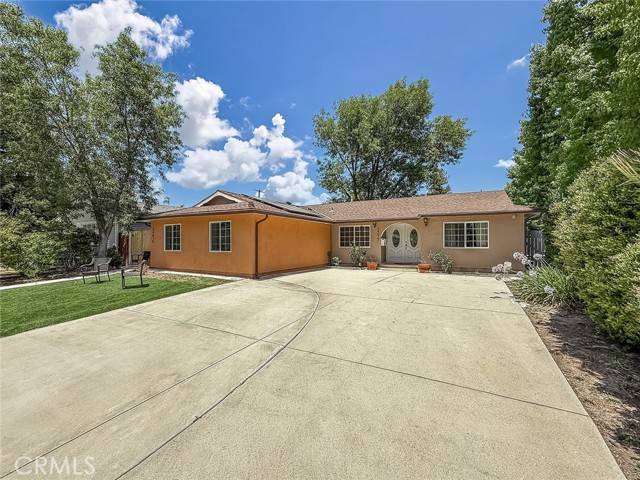 24017 Sylvan Street, Woodland Hills (los Angeles), CA 91367