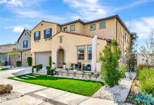 Canyon Country (santa Clarita), CA 91350,18348 Cachet Way