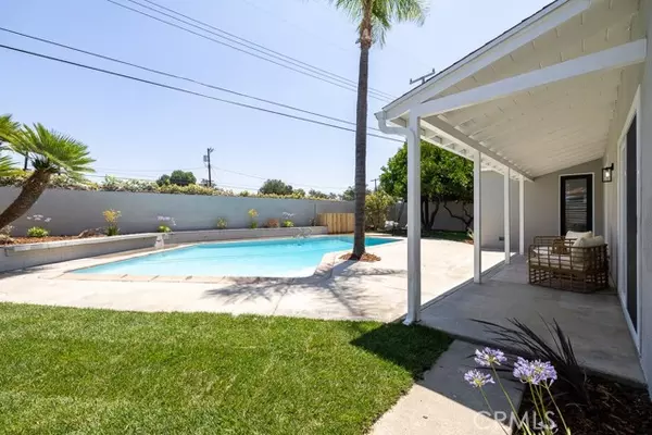 Winnetka (los Angeles), CA 91306,7830 Fairchild Avenue