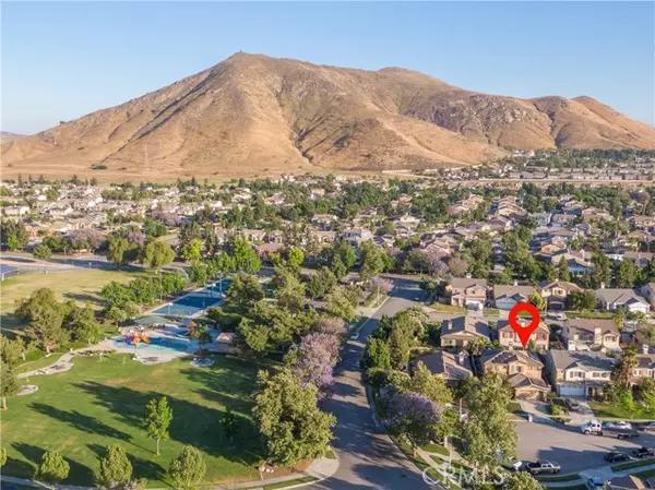 Fontana, CA 92337,17139 Grapevine Court