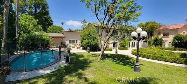 Tarzana (los Angeles), CA 91356,19016 Wells Drive