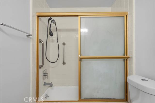 Encino (los Angeles), CA 91316,5429 Newcastle Avenue #309