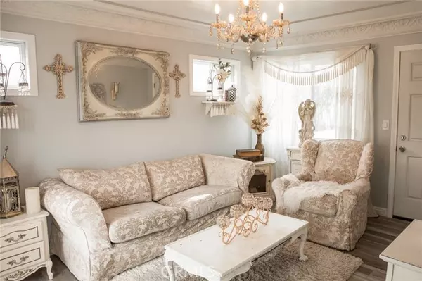 Calabasas, CA 91302,23777 Mulholland Hwy Spc 73