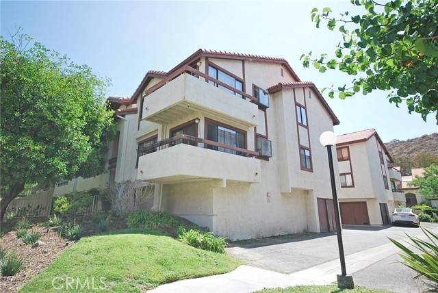 27979 Sarabande Lane #242, Canyon Country (santa Clarita), CA 91387