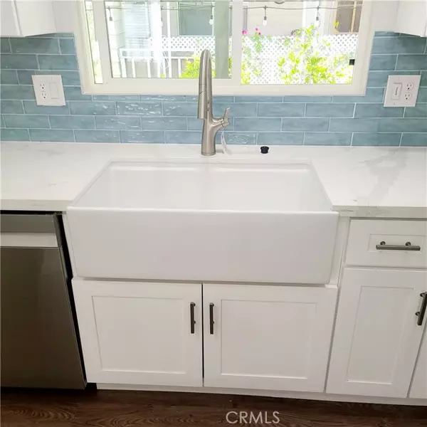 Canyon Country (santa Clarita), CA 91351,21214 Seep Willow Way