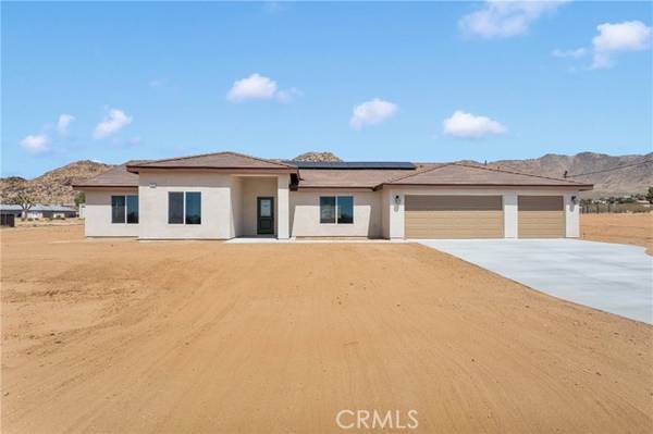 24925 Running Breeze Road, Apple Valley, CA 92307