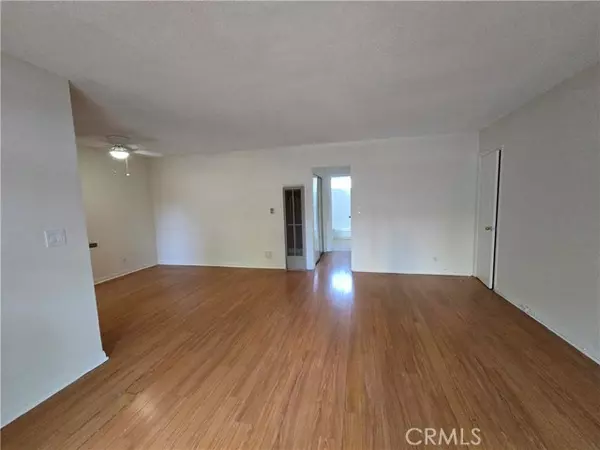 Sherman Oaks, CA 91403,5030 Sepulveda Boulevard #5