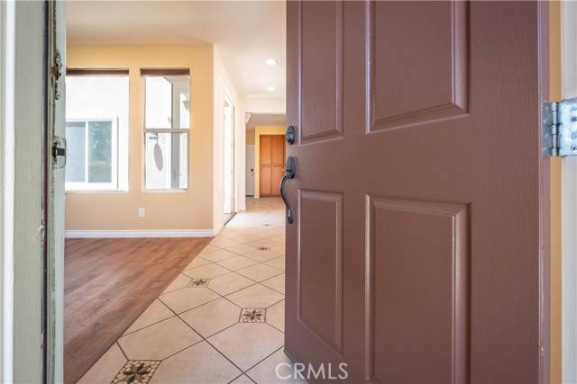 Valencia (santa Clarita), CA 91354,27531 Sunny Creek Drive