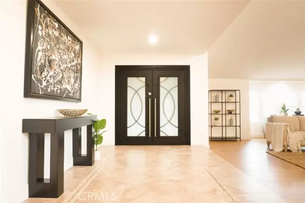 Woodland Hills (los Angeles), CA 91367,23242 Burbank Boulevard