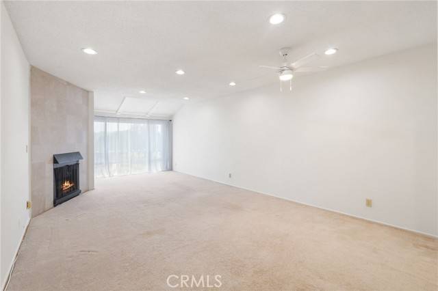 Valley Village, CA 91607,12830 Burbank Boulevard #320