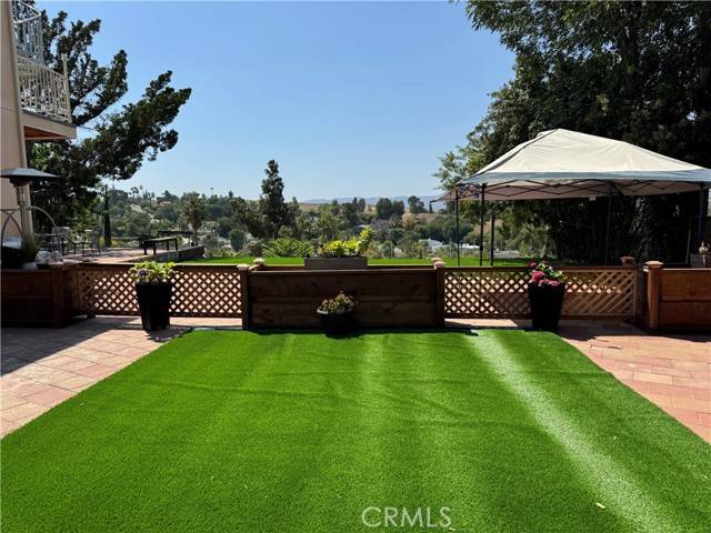 5853 Mcdonie Avenue, Woodland Hills (los Angeles), CA 91367