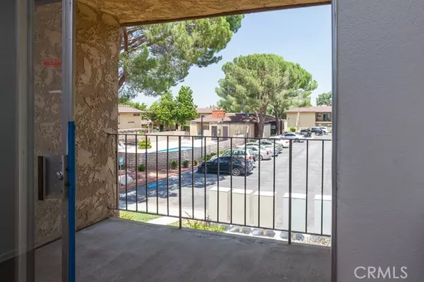 Lancaster, CA 93534,42849 15th Street #4