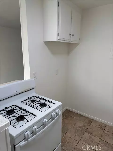 Glendale, CA 91201,1164 Irving Avenue
