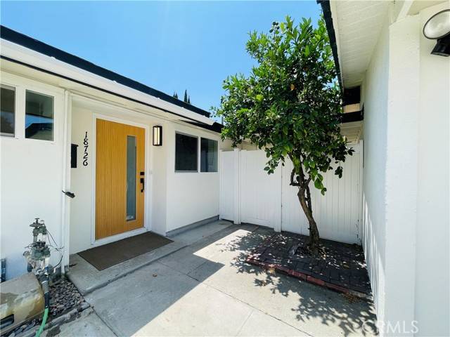 Reseda (los Angeles), CA 91335,18726 Gilmore Street